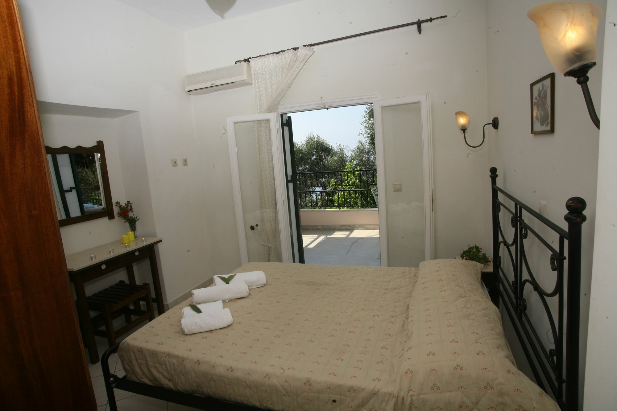 Aphrodite Apartments Nisaki  Exterior photo